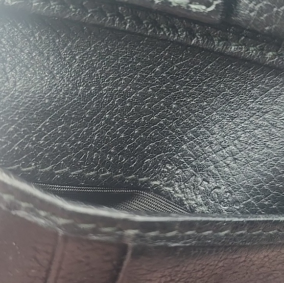 Gucci Black & Red New Web Stripe Men's Bifold Leather Wallet (EUC)COA✨️❤️✨️ - Picture 14 of 16